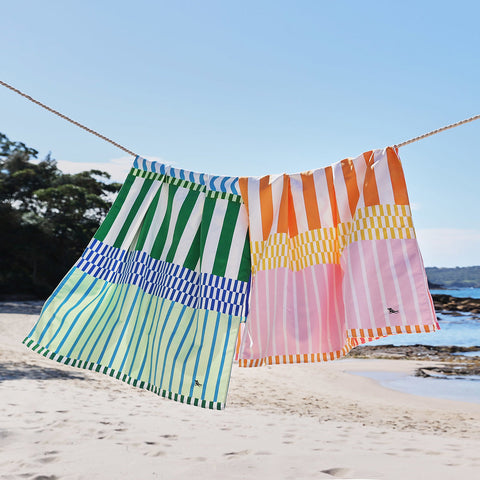 TELO EXTRA LARGE BEACH TOWELS BLUEBERRY SPRITZ DOCK & BAY MULTICOLOR