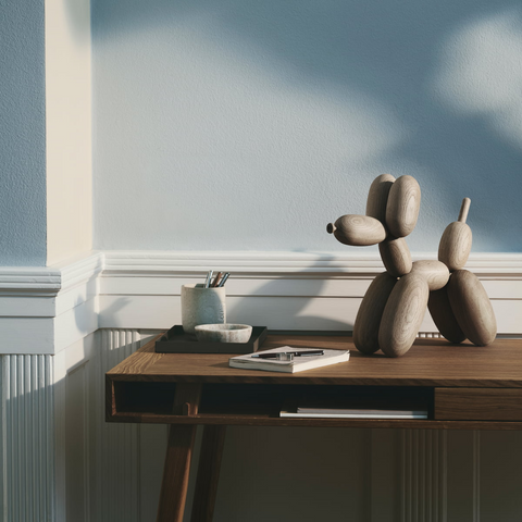 BOYHOOD BALLOON DOG NATURE OAK