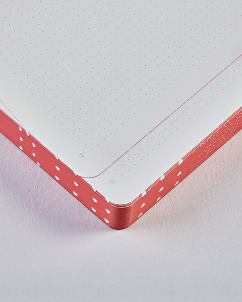 QUADERNO NOTEBOOK GRAPHIC L HEART CORE ART. 56680 NUUNA RED