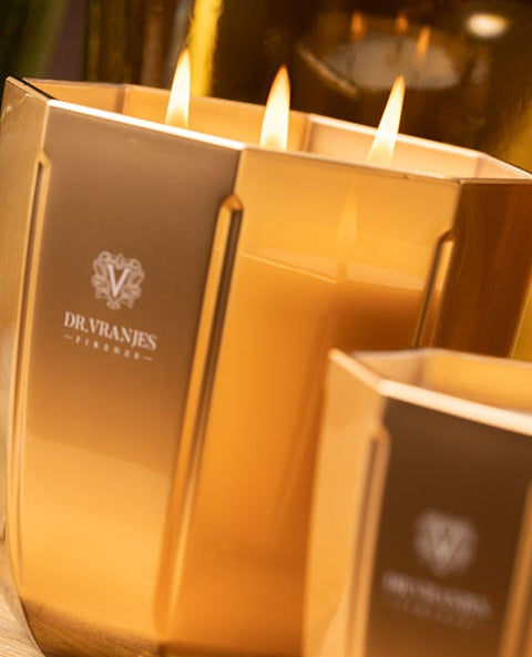 "NOBLE OUD CANDLE . 500GR GOLD MET. DR VRANJES"