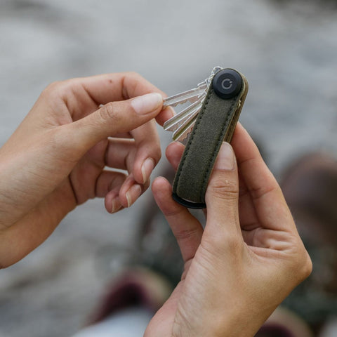 PORTACHIAVI ORBITKEY ORGANIZER WAXED CANVAS KHAKI GREEN KWC2-KGN-107