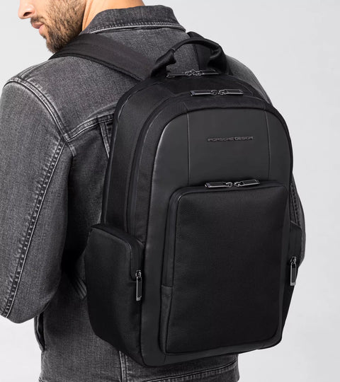 "PORSCHE DESIGN ROADSTER BACKPACK M1-001 ART ONY01613.001"