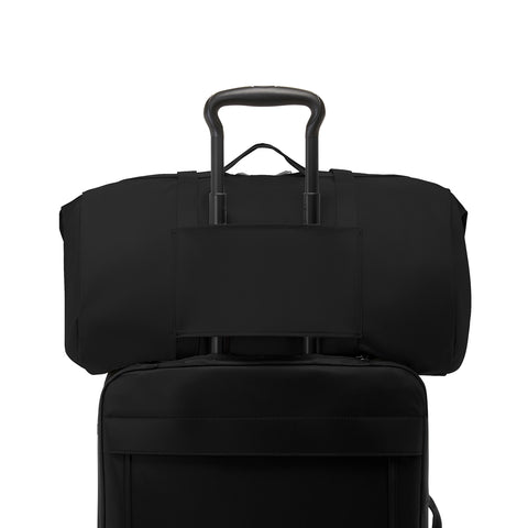 TUMI VOYAGER JUST IN CASE DUFFEL BLACK 146590